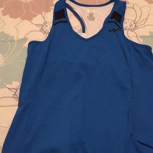 Athletic top built in bra fila